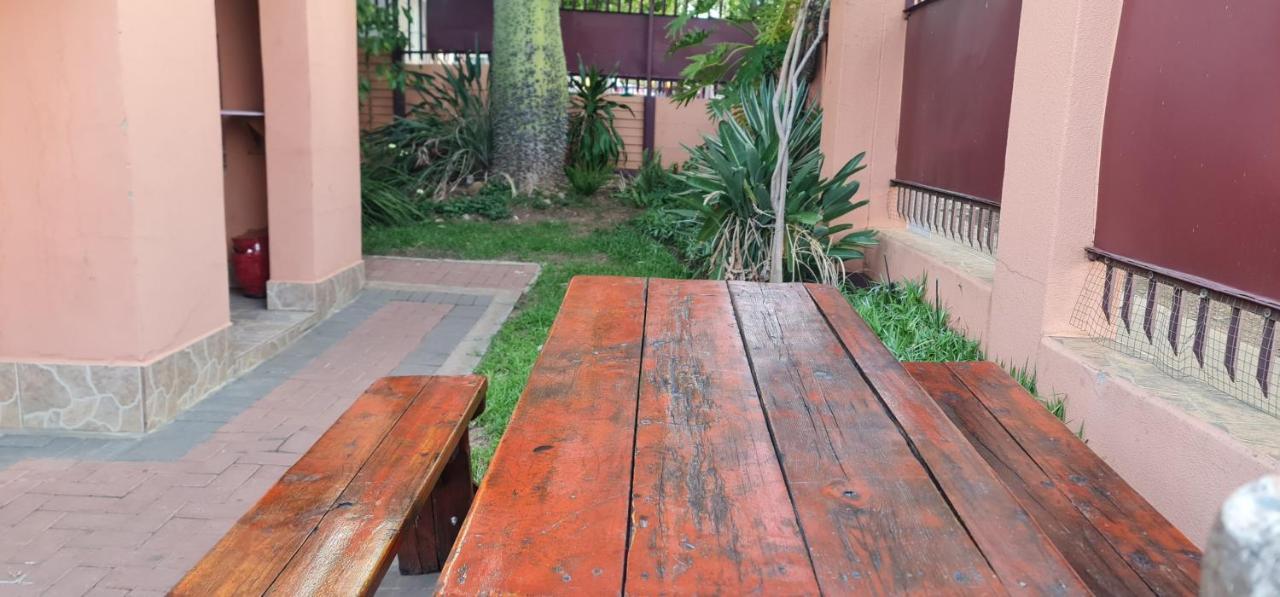 My House Guest House Pretoria-Noord Exterior foto